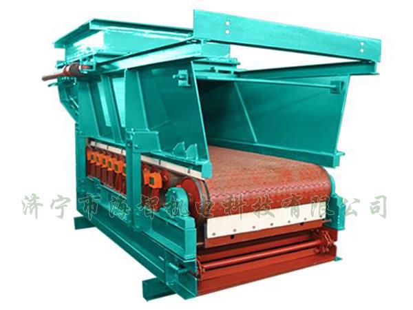 帶式（甲帶）給料機具有運行平穩(wěn)、節(jié)能、環(huán)保等優(yōu)點